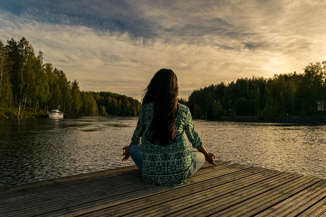 3. Prozkoumejte sílu ⁤mindfulness:‌ Jak meditace v Praze 6 pomůže zlepšit váš‍ soustředěný‍ životní styl
